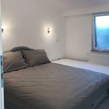 Apartman *